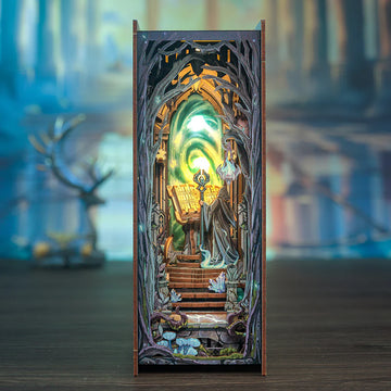 Gate of Wonderland Book Nook Built Front Facing