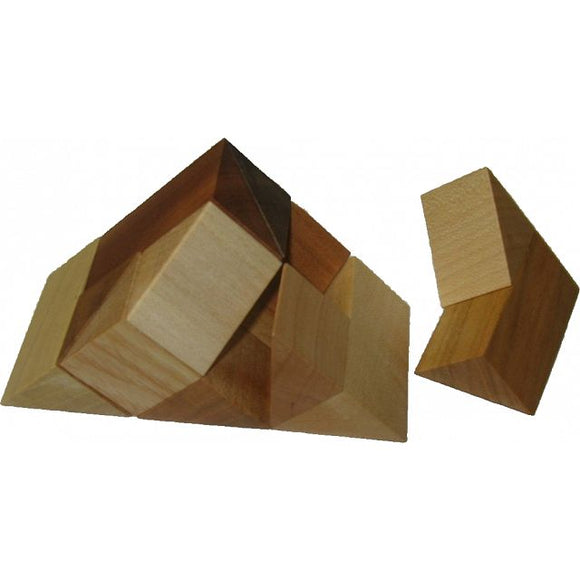 Triangle Vinco mechanical puzzle made of various wooden pieces, featuring a combination of sharp angles and geometric shapes. The puzzle includes several interlocking parts that challenge the user's spatial awareness and problem-solving skills.