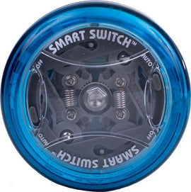 The Power Brain XP Yoyo by Yomega features a transparent, blue outer casing showcasing its internal mechanics. It includes a Smart Switch technology for smooth play and comes with a sleek design that appeals to both beginners and advanced yo-yo enthusiasts.