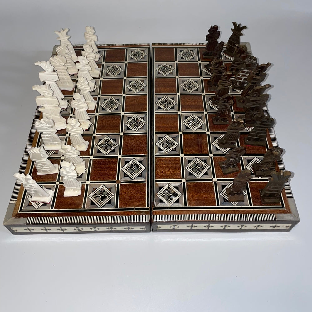 Chess set: 14" Folding; Mother