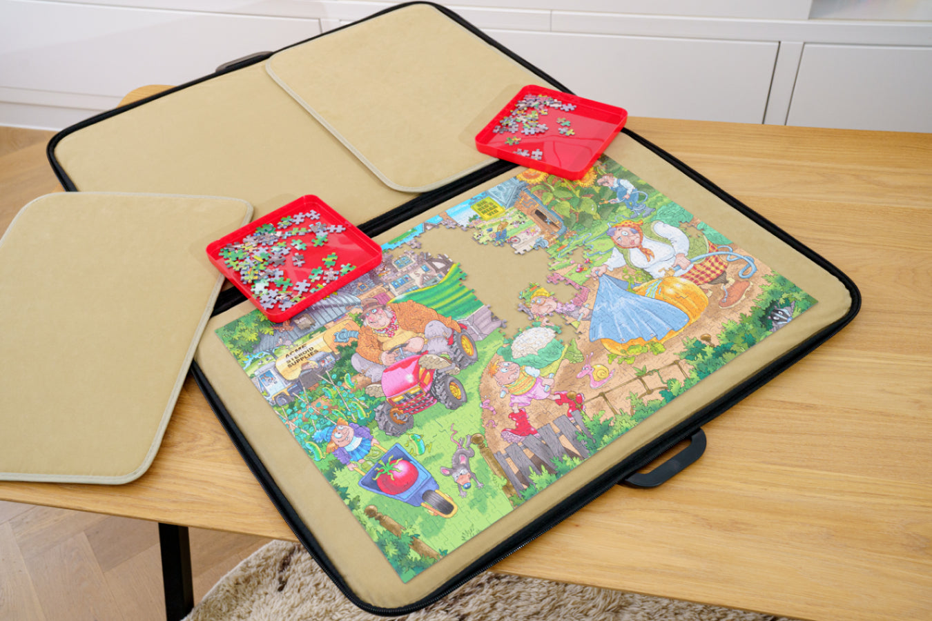 PortaPuzzle Deluxe Storage Case for Jigsaw Puzzles | EurekaPuzzles
